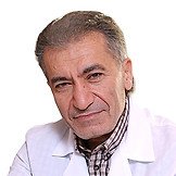 Врач Хачатрян Вильям Арамович