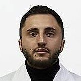 Врач Хаджиев Изнаур Хважиевич