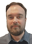 Врач Хакимов Андрей Энэсович