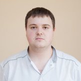 Врач Харахашев Владислав Анатольевич