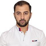 Врач Хасаулов Алим Сафарович