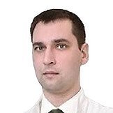 Врач Хисамов Артур Альбертович