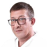 Врач Хмылов Леонид Михайлович