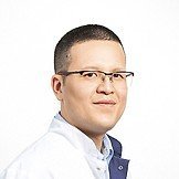Врач Хонгоров Виктор Алексеевич