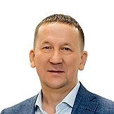 Врач Ховрин Валерий Владиславович