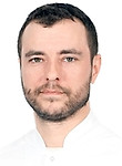 Врач Хромов Роман Александрович
