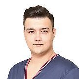 Врач Хрусталев Андрей Сергеевич