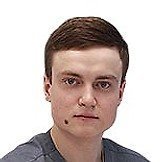 Врач Комаров Павел Николаевич