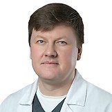 Врач Корнилов Артем Львович