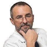 Врач Котенко Роман Михайлович
