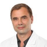 Врач Ковров Геннадий Васильевич