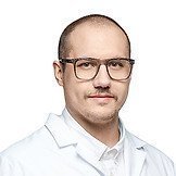 Врач Козиков Илья Львович