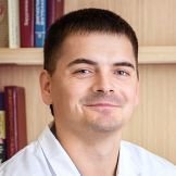Врач Крахмальный Григорий Александрович