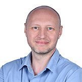Врач Крылов Антон Павлович