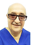 Врач Кульбеков Борис Алиевич