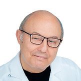Врач Кузнецов Петр Станиславович