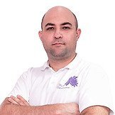Врач Лапин Денис Николаевич
