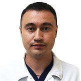Врач Латыпов Роберт Альбертович