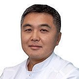 Врач Лим Владимир Григорьевич