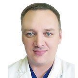 Врач Литвинов Роман Петрович
