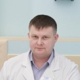 Врач Любаев Михаил Михайлович