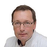 Врач Лопатин Андрей Станиславович