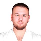 Врач Лызлов Артем Дмитриевич