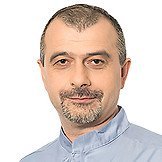 Врач Магомедов Максуд Гаджиевич