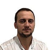 Врач Магомедов Малик Абдурахманович