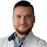 Врач Макарьин Виктор Алексеевич