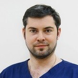 Врач Макаров Леонид Александрович