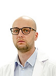 Врач Макаров Роман Олегович