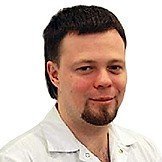 Врач Макаров Станислав Сергеевич
