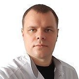 Врач Махов Максим Алексеевич