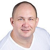 Врач Махов Роман Владимирович
