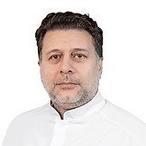 Врач Макнасси Салах Тахарович