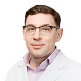 Врач Максименко Станислав Александрович