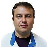 Врач Максименко Виктор Иванович