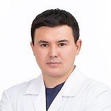 Врач Максимов Амантур Акимжанович