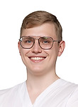 Врач Максюков Дмитрий Станиславович