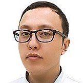 Врач Малханов Ширип Владимирович