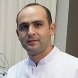 Врач Матевосян Манук Ашотович
