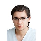 Врач Маткаримов Мирза Кадирович