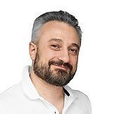 Врач Микаелян Армен Людвигович