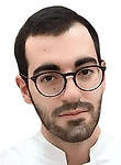 Врач Митичян Роман Гарегинович