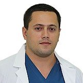 Врач Мноян Артур Хачатурович
