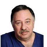 Врач Мотин Павел Иосифович