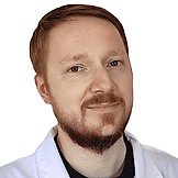 Врач Мушкамбаров Илья Николаевич