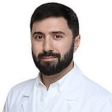 Врач Мутаев Мурад Курбанович