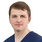 Врач Наврозов Евгений Сергеевич